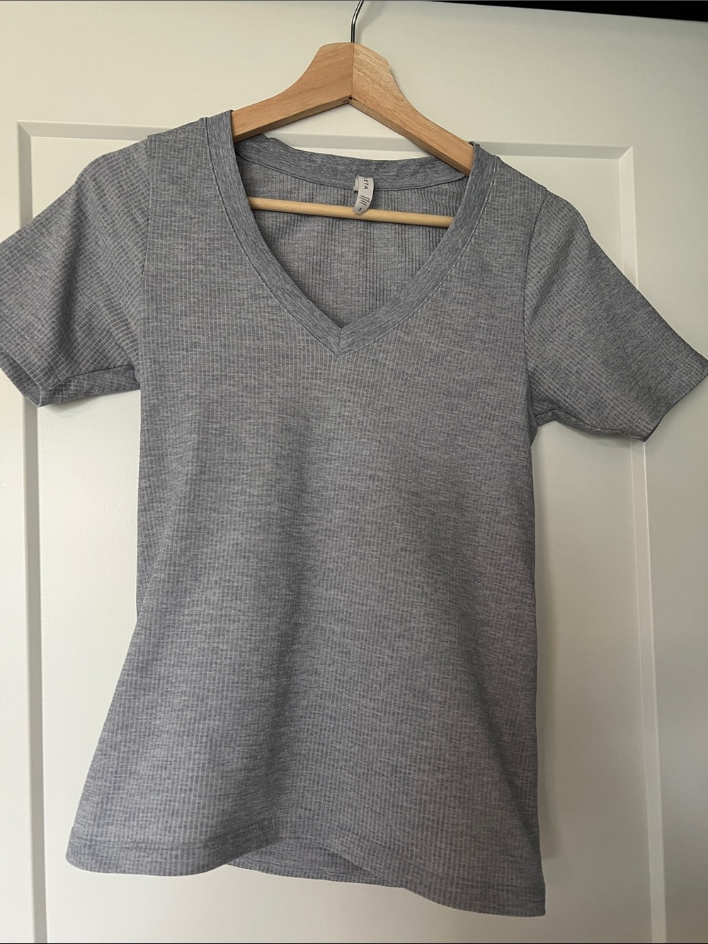 Athleta Renew Seamless V-Neck Tee